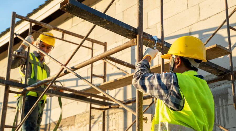 Expert flood damage restoration services in De Berry, TX